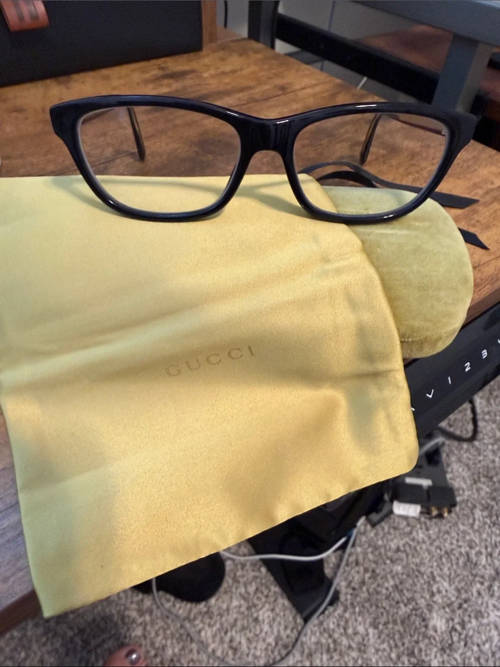 Gucci Black Frame Men's Rectangular Glasses with Gold Temples
